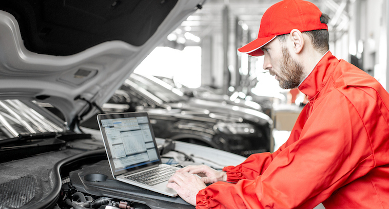 electronic diagnosis technician